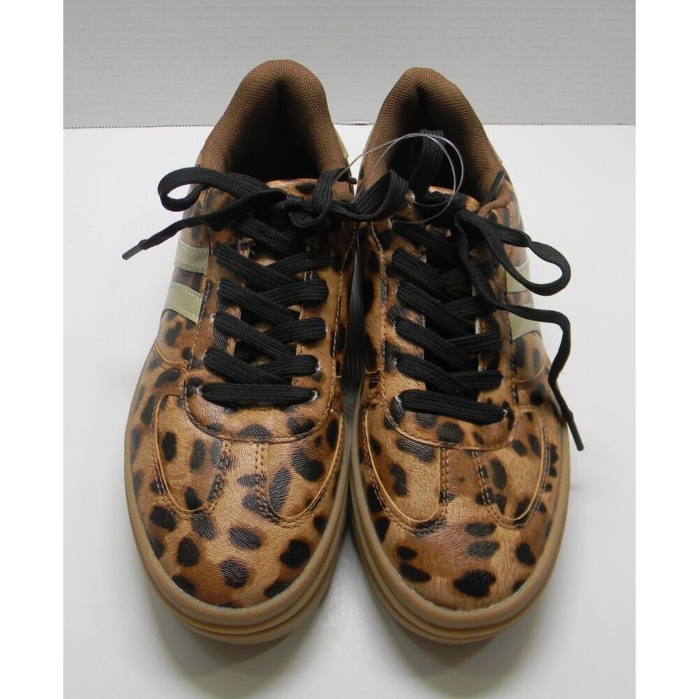 La Sheelah Animal Print Sneakers "Topping" with Gold Accents Sz 6 NWOT